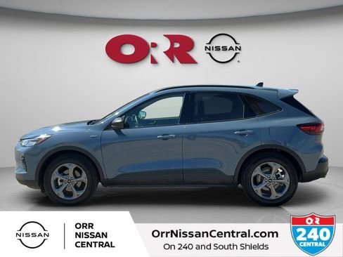 Used 2025 Ford Escape ST-Line FWD image 8