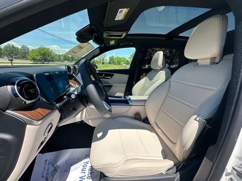 New 2026 Mercedes-Benz GLC 300 4MATIC image 14