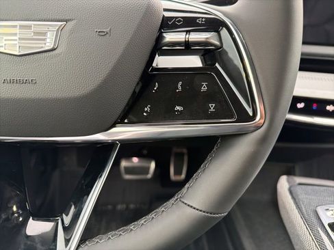 New 2026 Cadillac Optiq Luxury 1 w/ LPO, Floor Liner Package image 21