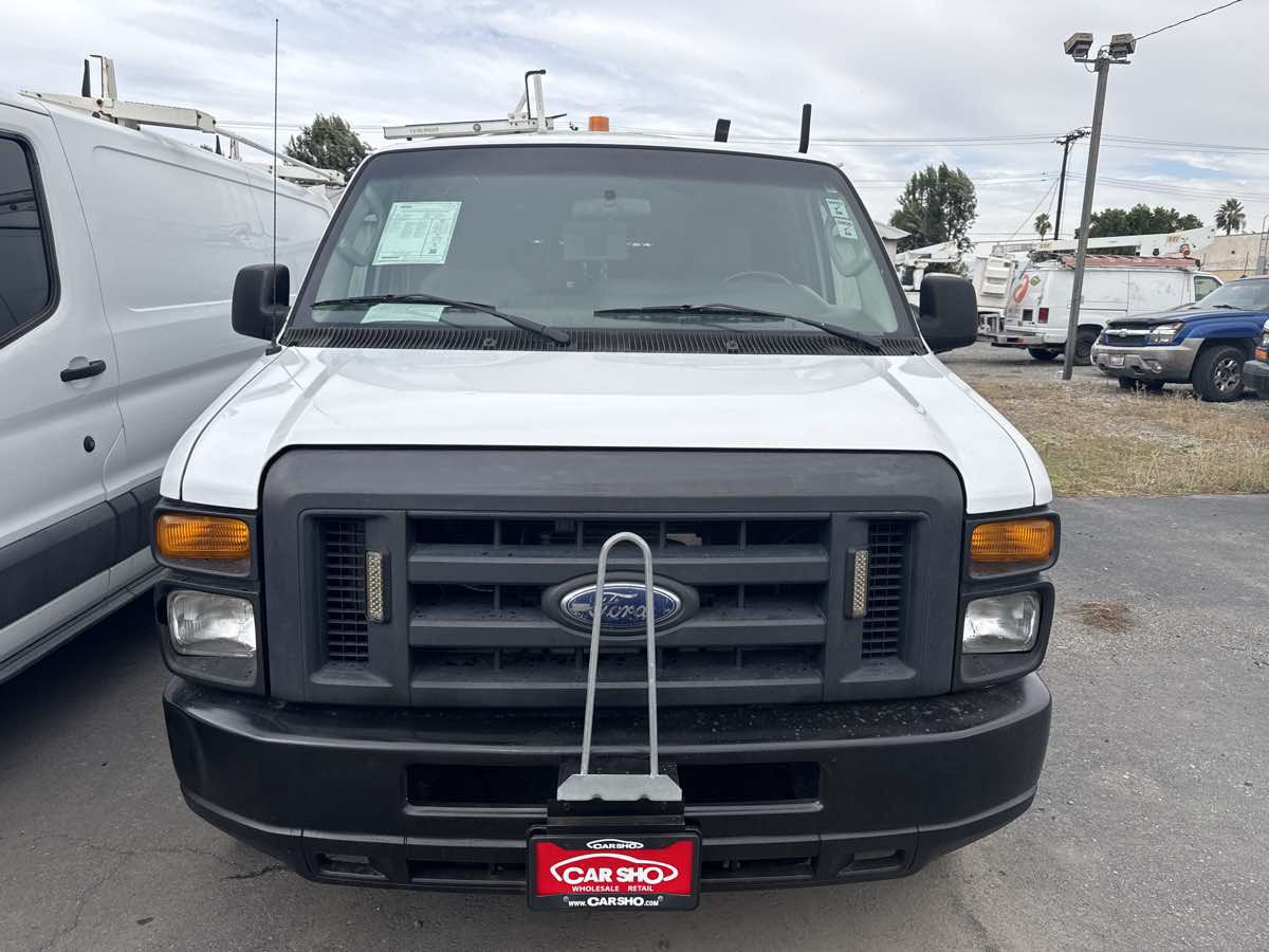 Used 2013 Ford E-150 and Econoline 150 RWD image 2
