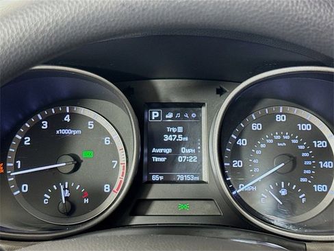 Used 2017 Hyundai Santa Fe Sport w/ Cargo Package image 20