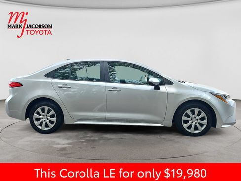 Used 2023 Toyota Corolla LE FWD image 6