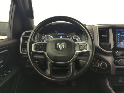 Used 2022 RAM 1500 Big Horn AWD/4WD image 16