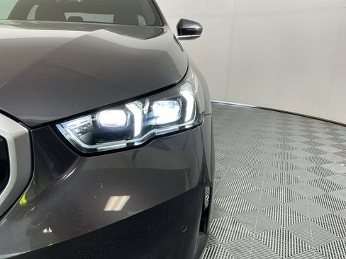 Used 2025 BMW 530i w/ Premium Package RWD image 8