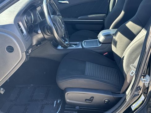 Used 2023 Dodge Charger GT image 9