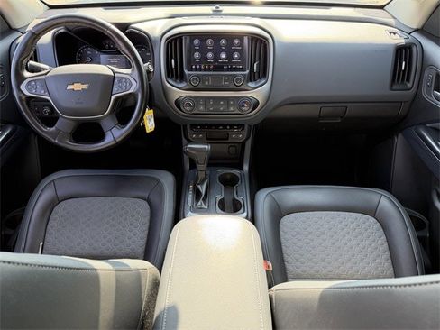 Used 2020 Chevrolet Colorado Z71 image 11