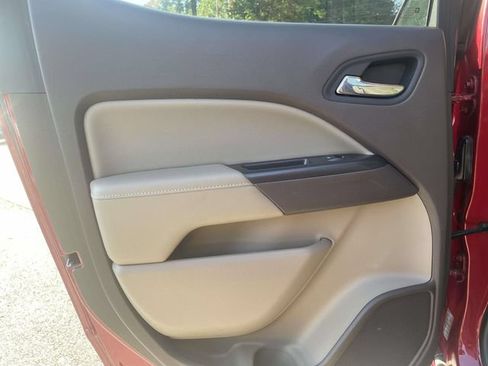 Used 2018 GMC Canyon SLT w/ Driver Alert Package AWD/4WD image 17