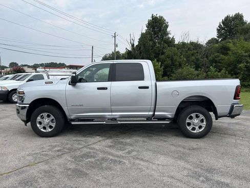 Used 2026 RAM 2500 Big Horn AWD/4WD image 7