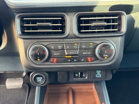 Used 2024 Ford Maverick Lariat image 25