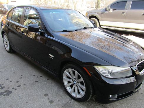 Used 2011 BMW 328i xDrive Sedan image 24