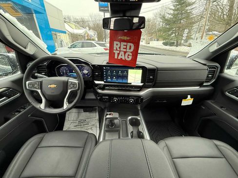 New 2026 Chevrolet Silverado 1500 LTZ w/ Z71 Off-Road Package image 10