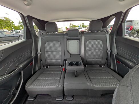 Used 2025 Ford Escape Active w/ Cold Weather Package AWD/4WD image 19