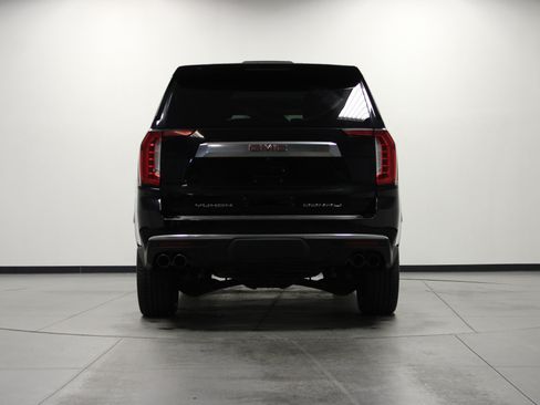 Used 2022 GMC Yukon Denali AWD/4WD image 5