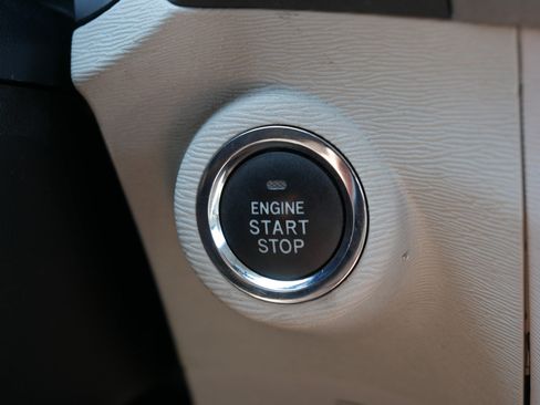 Used 2015 Toyota Venza Limited AWD/4WD image 29