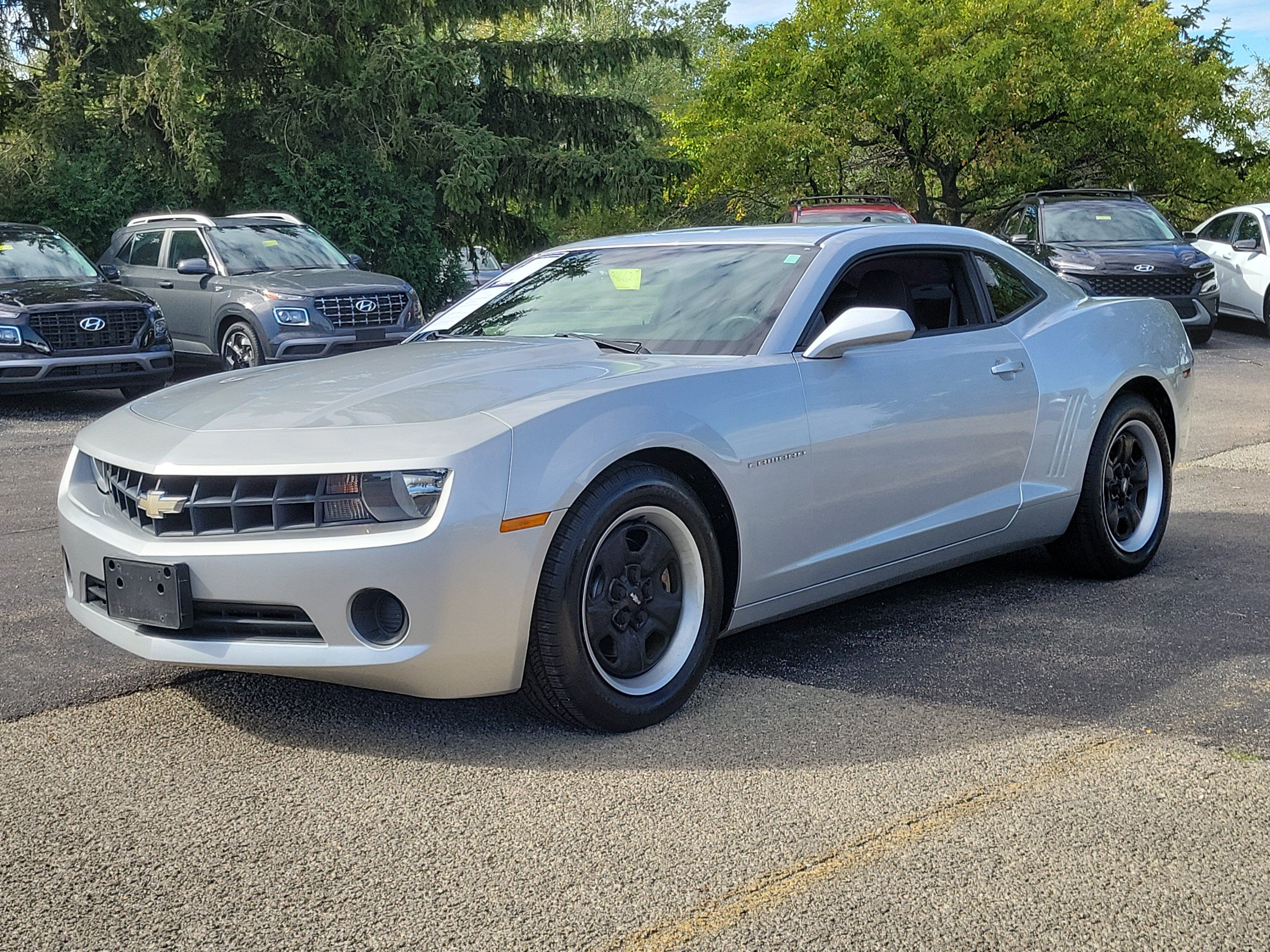 Used 2013 Chevrolet Camaro LS RWD image 2