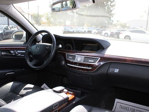 Used 2008 Mercedes-Benz S 550 image 23