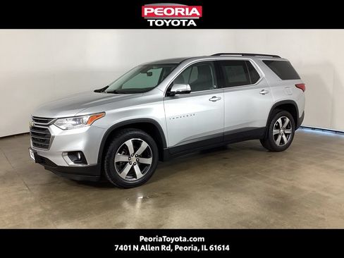 Used 2019 Chevrolet Traverse LT w/ LT Premium Package FWD image 1