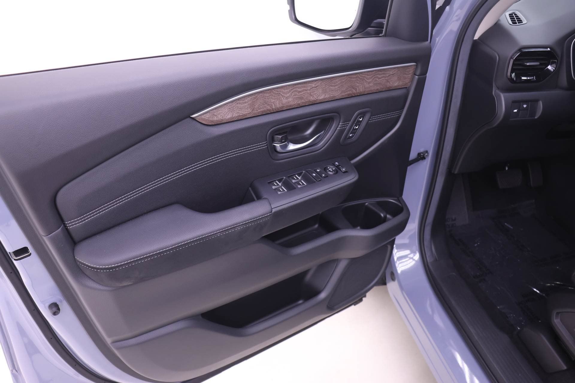 Certified 2026 Honda Pilot Elite image 9