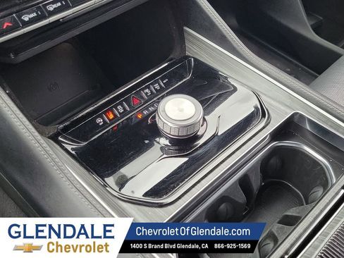 Used 2024 Jeep Wagoneer L Series II image 27