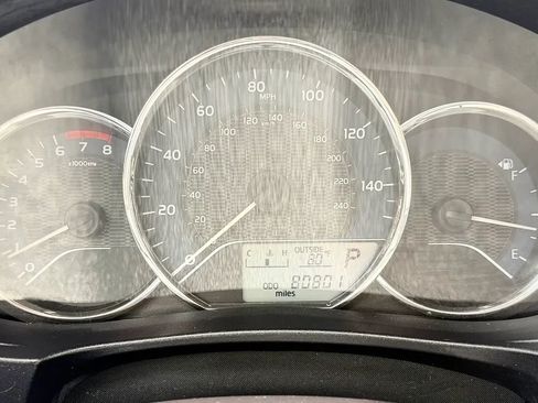 Used 2016 Toyota Corolla LE FWD image 15