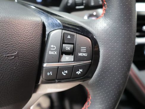 Used 2025 Ford Explorer ST-Line w/ ST-Line Street Pack AWD/4WD image 31