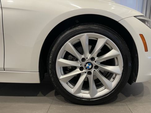Used 2018 BMW 320i xDrive Sedan w/ Convenience Package AWD/4WD image 10