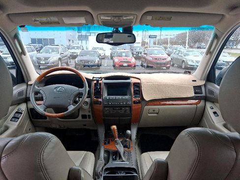 Used 2004 Lexus GX 470 image 25