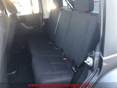 Used 2017 Jeep Wrangler Unlimited Sport w/ Quick Order Package 24S image 17