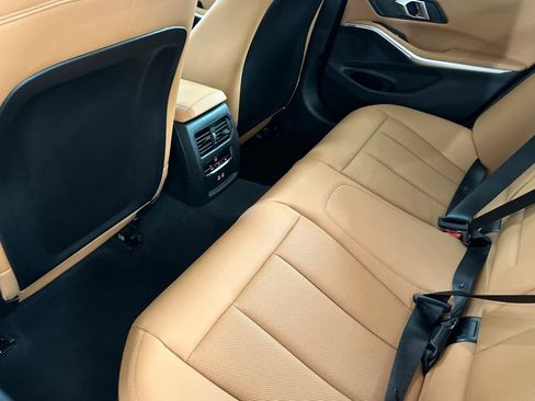 Used 2025 BMW 330i Sedan w/ Premium Package image 4