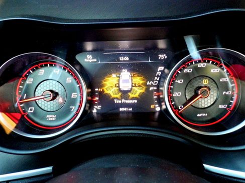 Used 2019 Dodge Charger R/T image 14