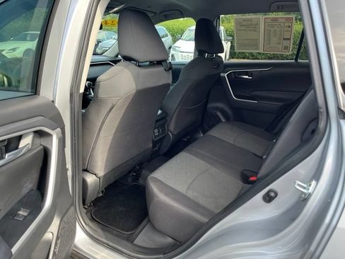 Used 2024 Toyota RAV4 XLE FWD image 16