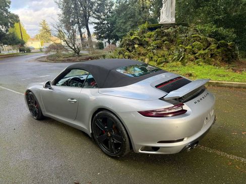 Used 2017 Porsche 911 Carrera image 7