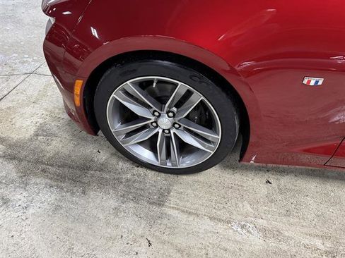 Used 2016 Chevrolet Camaro SS RWD image 10