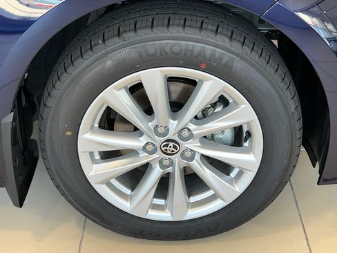 New 2026 Toyota Corolla LE w/ LE Premium Package FWD image 4