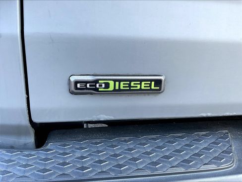 Used 2021 Jeep Gladiator Sport AWD/4WD image 26