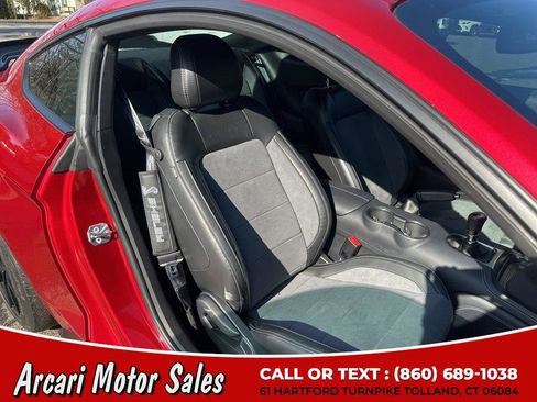 Used 2020 Ford Mustang Shelby GT350 w/ Technology Package image 26