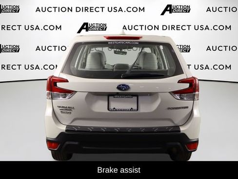 Used 2023 Subaru Forester Premium AWD/4WD image 3