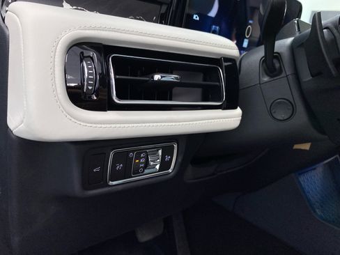 New 2026 Lincoln Aviator Black Label AWD/4WD image 47