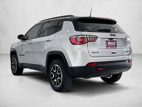 Used 2024 Jeep Compass Trailhawk AWD/4WD image 13