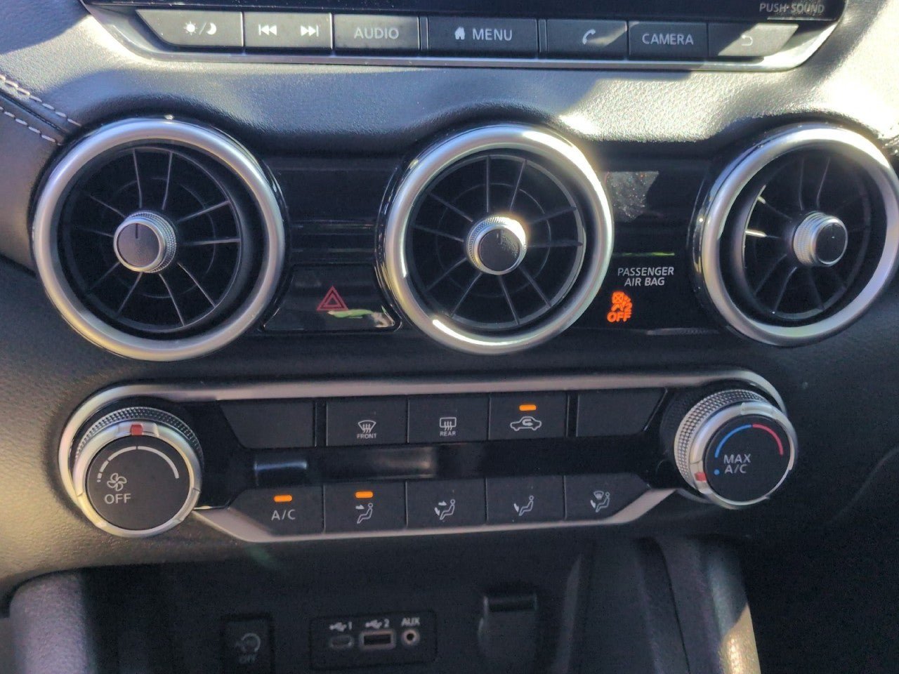 Used 2025 Nissan Sentra SV FWD image 21