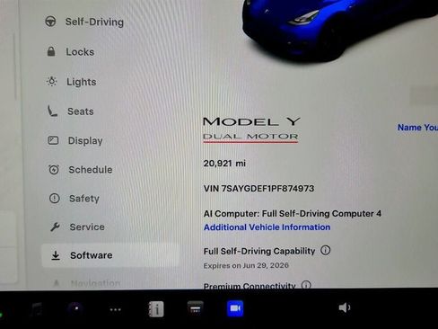 Used 2023 Tesla Model Y Performance AWD/4WD image 15