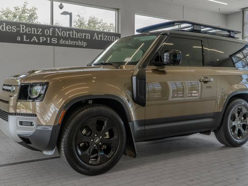 Used 2025 Land Rover Defender 90 S AWD/4WD image 3