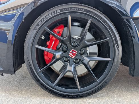 Used 2025 Honda Civic Type R image 32