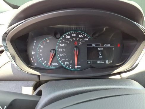 Used 2022 Chevrolet Trax LT w/ Driver Confidence Package AWD/4WD image 22