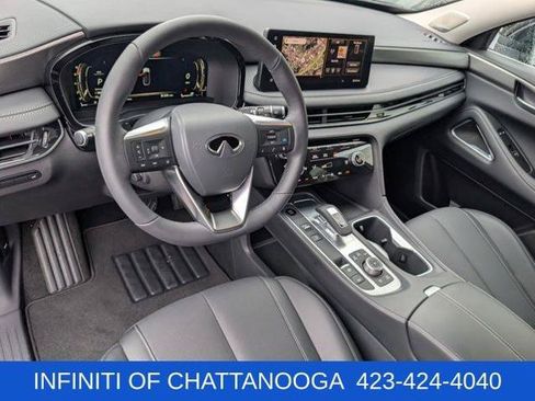 Certified 2026 INFINITI QX60 Luxe w/ Cargo Package AWD/4WD image 4