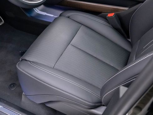 New 2026 Cadillac Vistiq Luxury w/ LPO, Floor Liner Package AWD/4WD image 17
