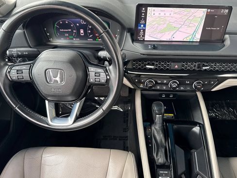 Certified 2023 Honda Accord Touring image 14