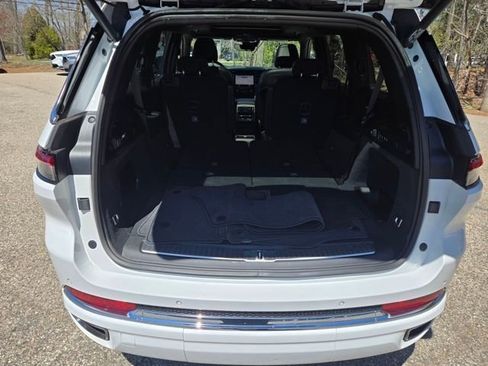Used 2023 Jeep Grand Cherokee L Overland AWD/4WD image 15
