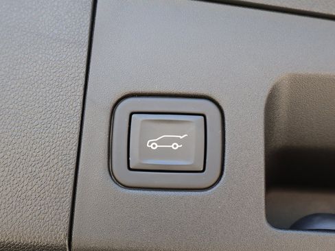 Used 2023 Cadillac XT4 Sport image 20