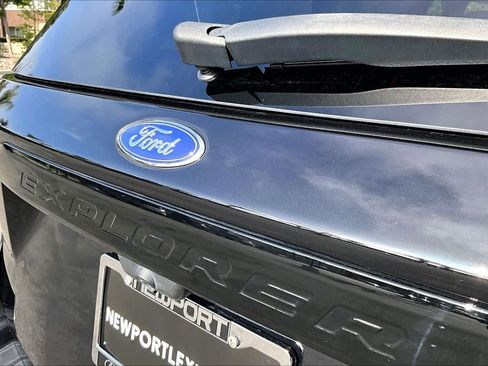 Used 2021 Ford Explorer ST w/ Equipment Group 401A image 29